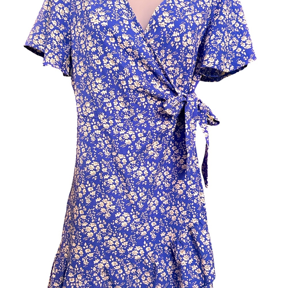 Spring/Summer Wrap Dress - Picture 2 of 6